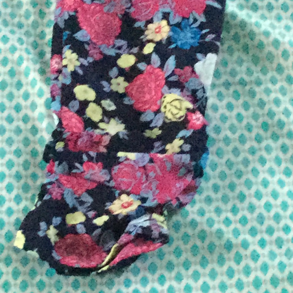 Flower pants - Picture 2 of 4